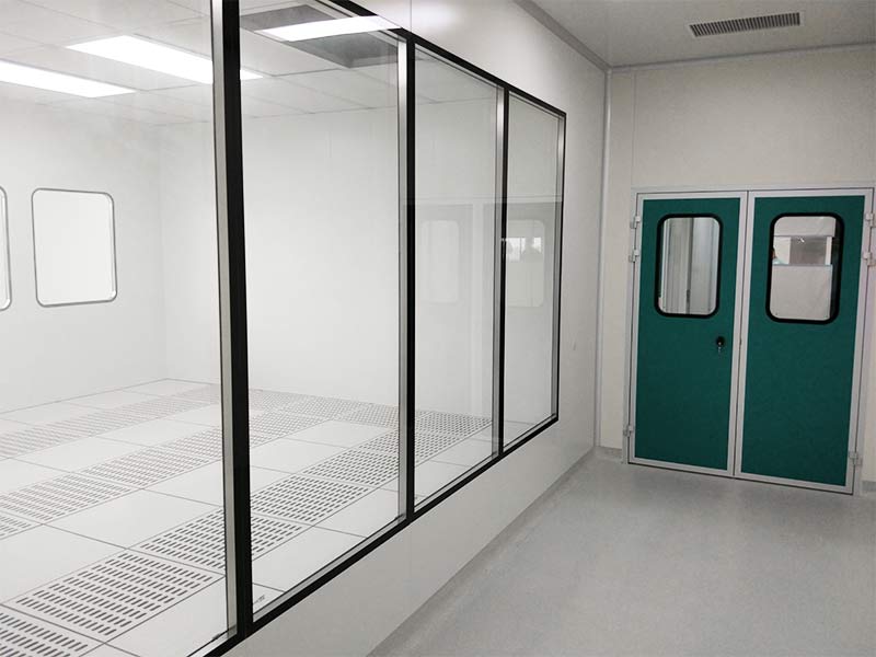 Cleanroom Window 27